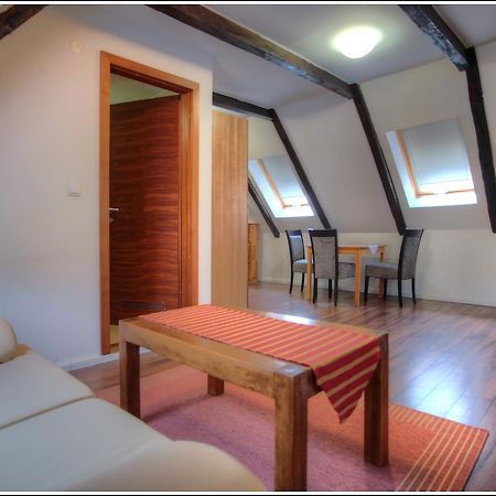 Bokun Apartments I 시사크 외부 사진